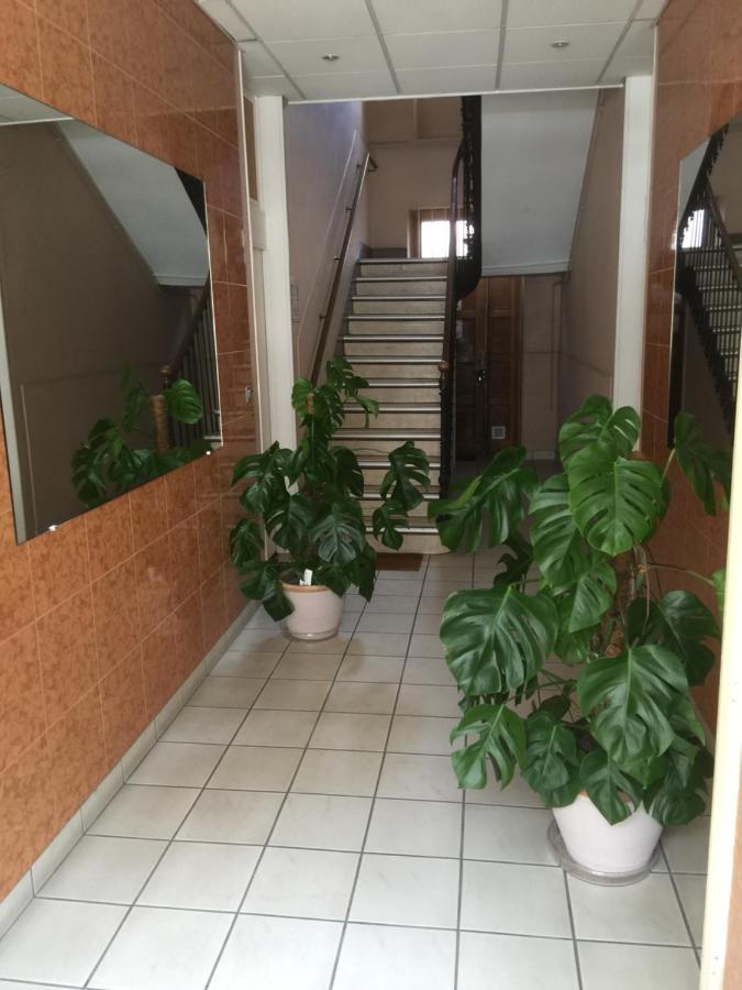 Appartement T4 70M2 - Meuble - Centre Ville - Proche Thermes Лон-ле-Соньє Екстер'єр фото